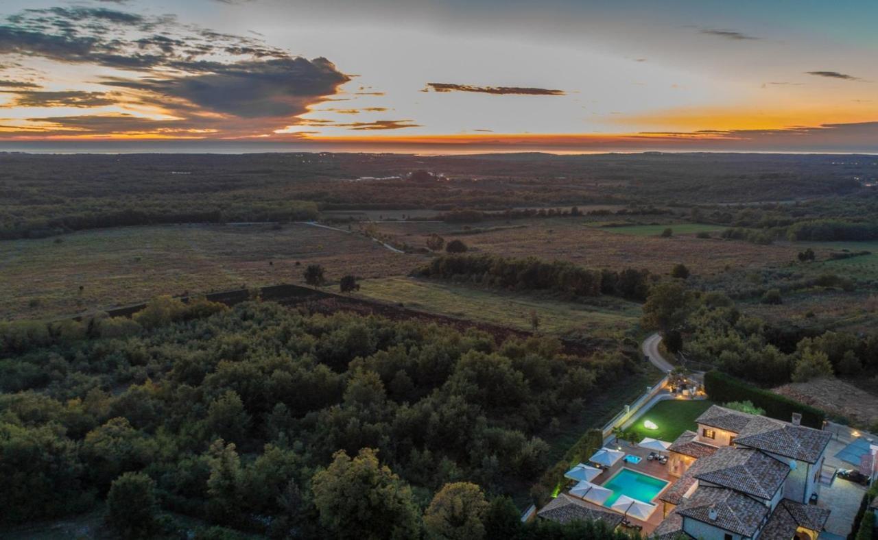 Villa Carolus-Luxurious Istrian Villa Barat  Exterior foto